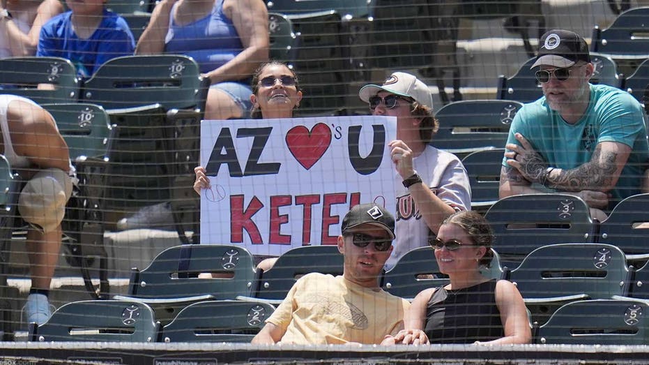 diamondbacks’-ketel-marte-receives-overwhelming-support-after-fan’s-cruel-comments-about-late-mother