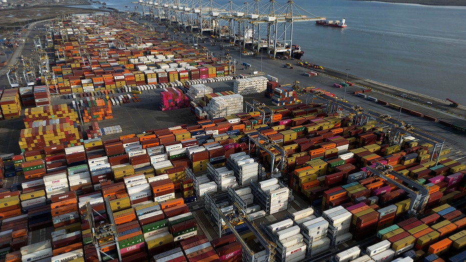 uk-authorities-seize-cocaine-worth-more-than-$130-million-from-a-ship-at-london-port