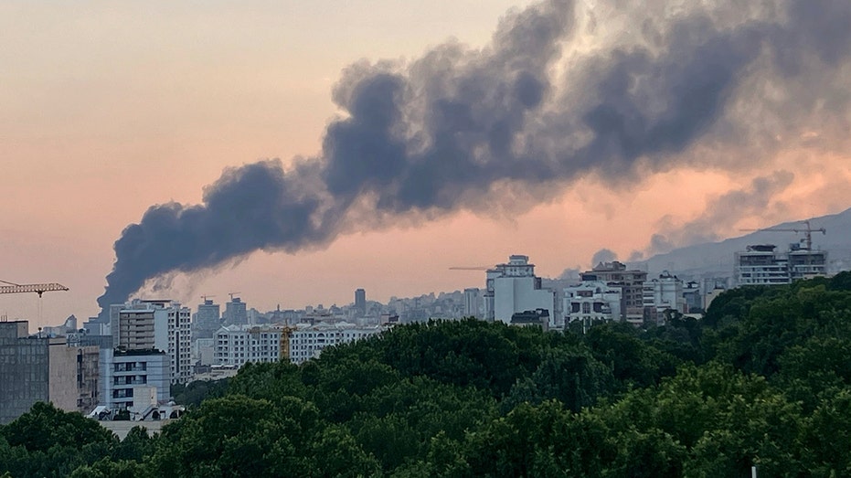us-virtual-embassy-in-iran-urges-americans-to-evacuate-country-immediately-after-partial-airspace-reopening