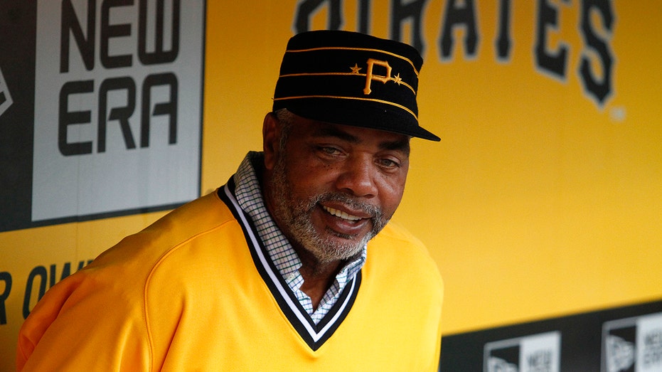 pirates-great-and-world-series-champion-dave-parker-dies,-team-announces
