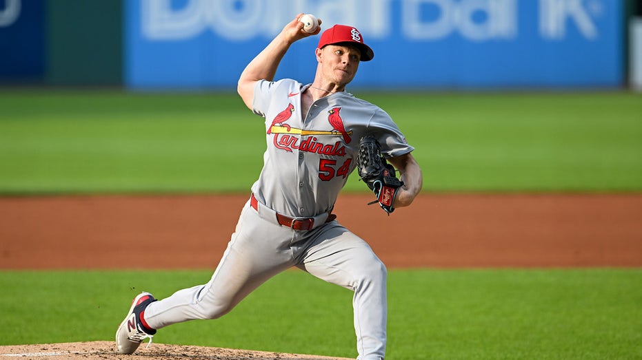 cardinals’-sonny-gray-pitches-complete-game-shutout-in-dominant-win-over-guardians