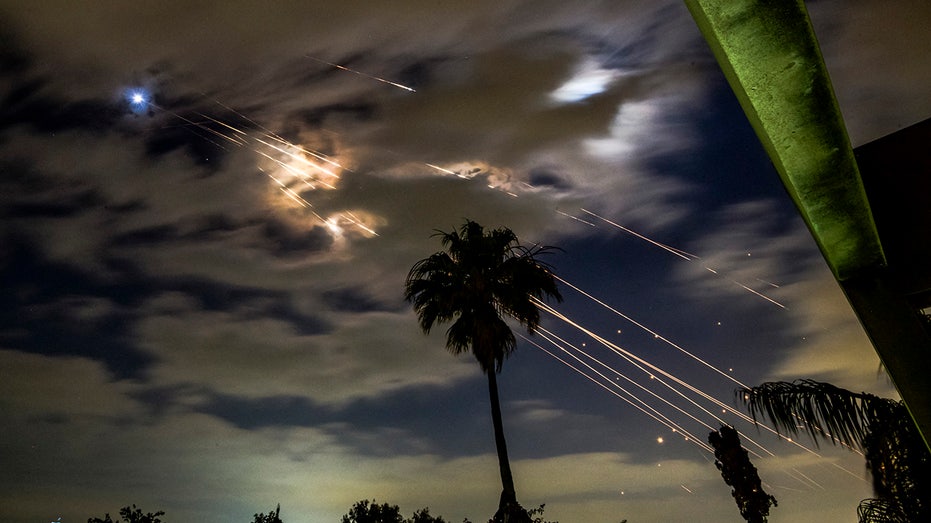 israel-hammers-houthis-with-airstrikes,-rebels-respond-amid-red-sea-flare-up