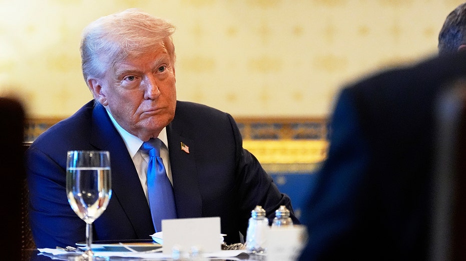 us-will-‘have-to’-send-weapons-to-ukraine,-trump-says-days-after-pentagon-pause