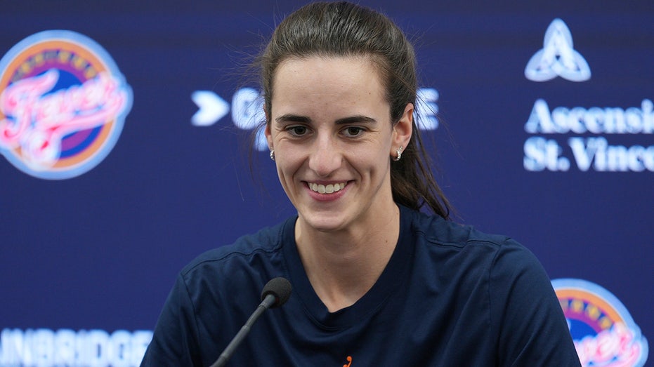 caitlin-clark-breathes-sigh-of-relief-as-she-starts-game-vs-wings-with-3-pointer