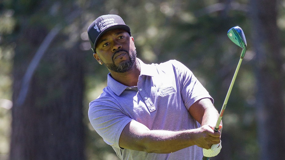 ex-mlb-star-jimmy-rollins-sinks-hole-in-one-at-american-century-golf-tournament