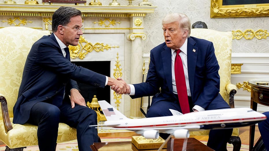trump,-rutte-announce-‘really-big’-nato-arms-package-amid-new-50-day-deadline-to-putin