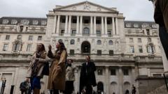 faisal-islam:-inflation-complicates-next-month’s-interest-rate-decision