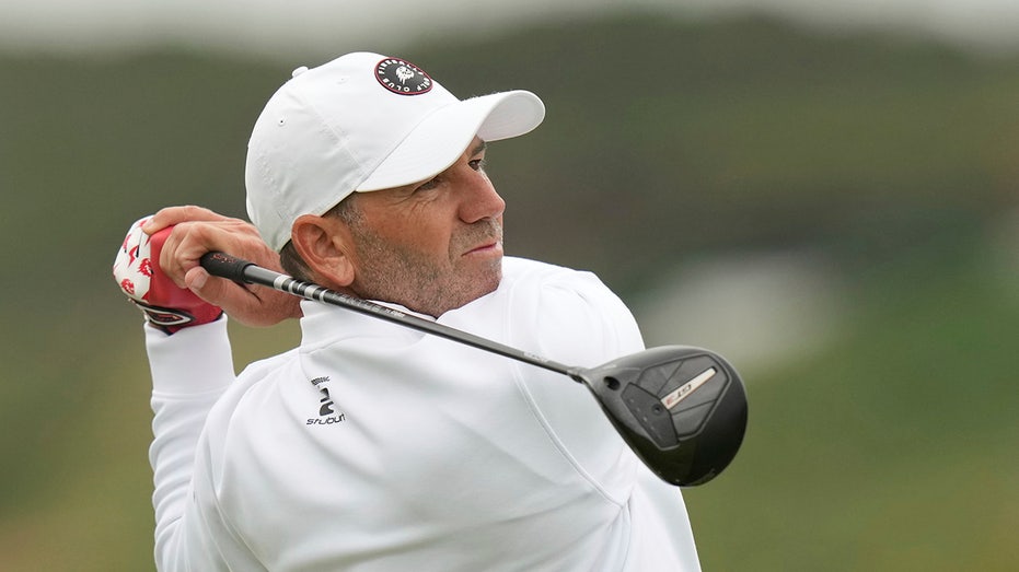 liv-golf-star-sergio-garcia-snaps-driver-in-frustration-in-final-round-of-open-championship