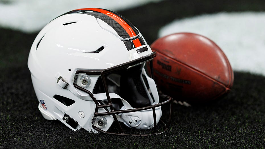 browns-can’t-catch-break-as-videographer-tumbles-into-lake-erie-during-new-helmet-presentation
