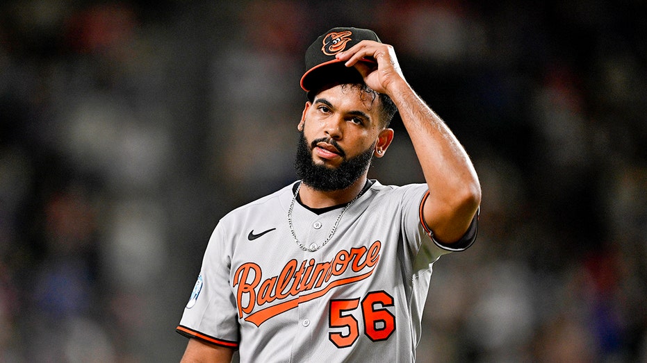 orioles-reliever-seranthony-dominguez-walks-over-to-join-blue-jays-after-trade-reached-during-doubleheader
