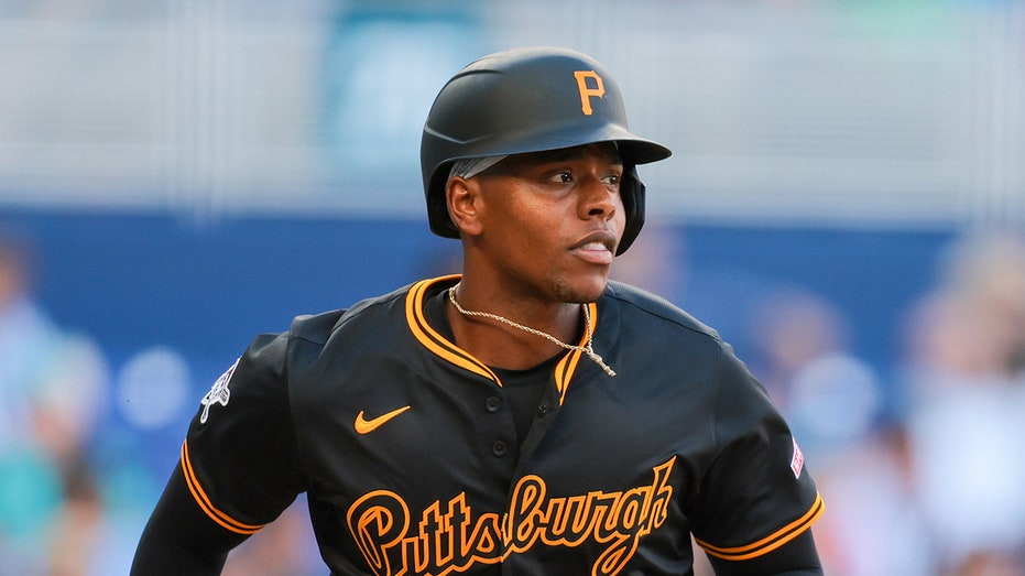 pirates-deal-ke’bryan-hayes-to-reds-in-nl-central-division-trade