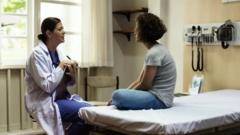 gp-to-discuss-women’s-health-issues-online