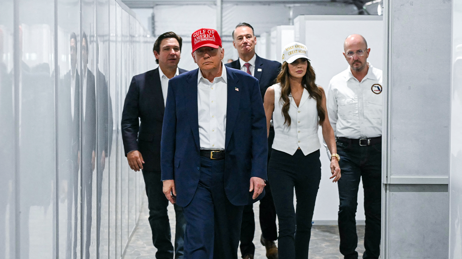 trump’s-ice-carveout-for-farm,-hotel-workers-sparks-gop-backlash