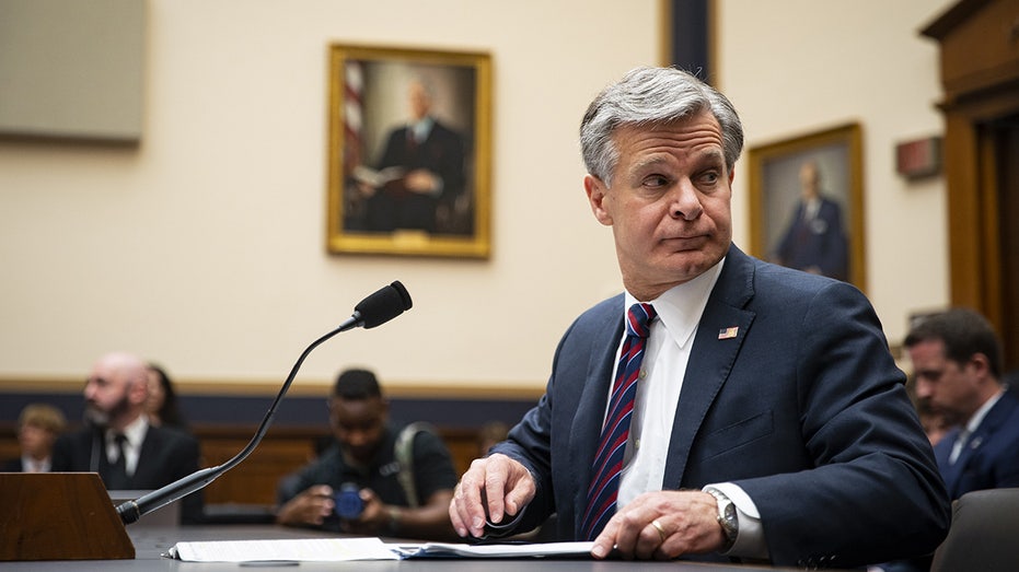 fbi-blocked-probe-into-alleged-chinese-2020-election-meddling-to-protect-wray-from-fallout,-documents-show