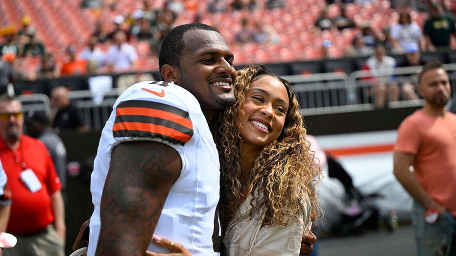 browns’-deshaun-watson-gets-married-to-longtime-girlfriend:-‘we-sailing-away’