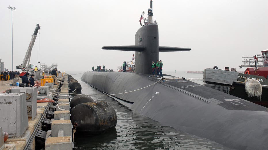 trump-moves-nuclear-submarines-weeks-after-praising-sub’s-power-in-iran-strikes