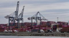 trump-signs-order-ending-global-tariff-exemption-for-low-cost-goods