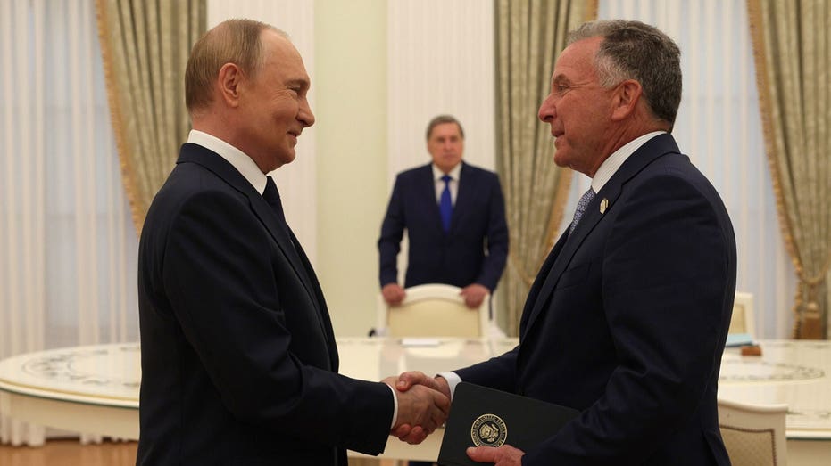 trump-hails-‘highly-productive’-talks-with-putin-despite-no-ceasefire,-‘secondary-tariffs’-still-on