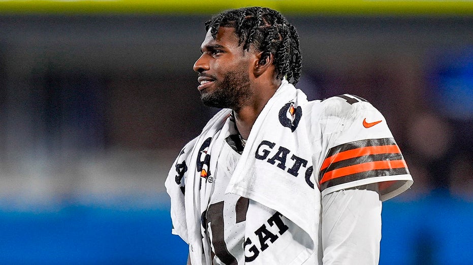 shedeur-sanders-confronts-browns-reporter-over-‘negative’-coverage-after-stellar-preseason-debut