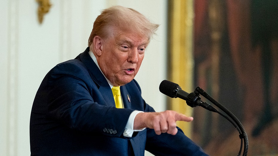 trump-fires-off-full-throated-endorsement-well-in-advance-of-gop-primary-in-georgia-governor’s-race