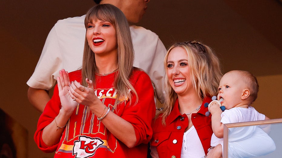 taylor-swift’s-latest-conversation-with-brittany-mahomes-revealed-by-patrick