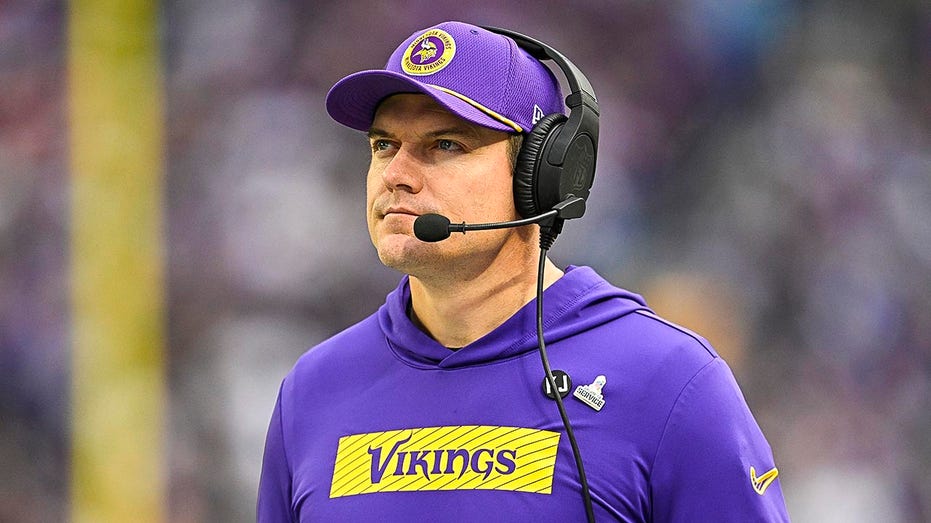 vikings-coach-kevin-o’connell-drops-f-bomb-during-live-tv-interview-in-preseason-bout-vs-patriots