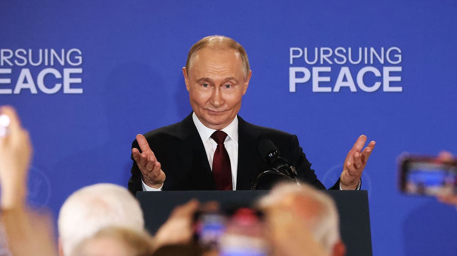 putin-issues-formal-demands-to-end-ukraine-war-after-meeting-with-trump:-report