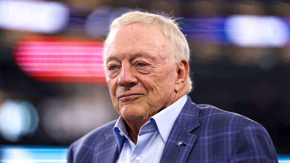 cowboys-owner-jerry-jones:-micah-parsons-trade-gives-team-‘chance-to-be-better’-than-recent-years