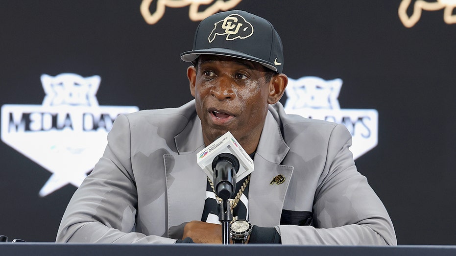 deion-sanders-proposes-paying-college-football-playoff-players-directly-instead-of-conferences
