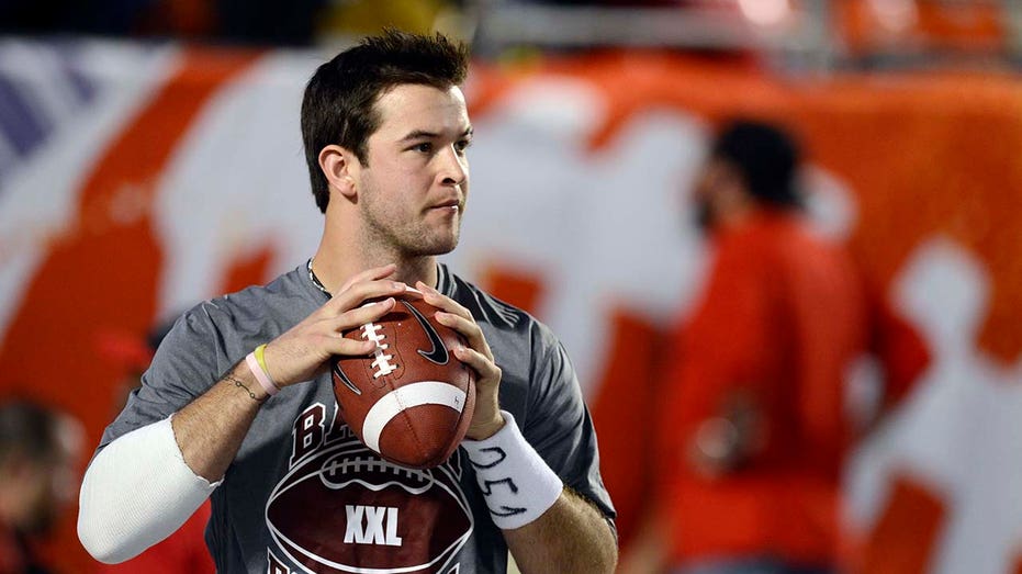 ex-alabama-star-aj-mccarron-criticizes-star-players-in-team’s-upset-loss-to-florida-state
