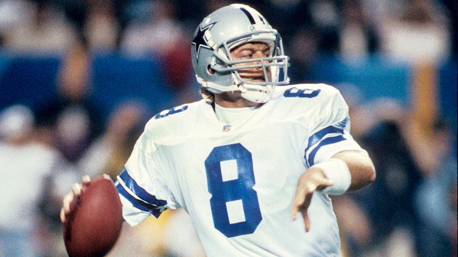 cowboys-great-troy-aikman-questions-jerry-jones’-priorities-after-micah-parsons-trade
