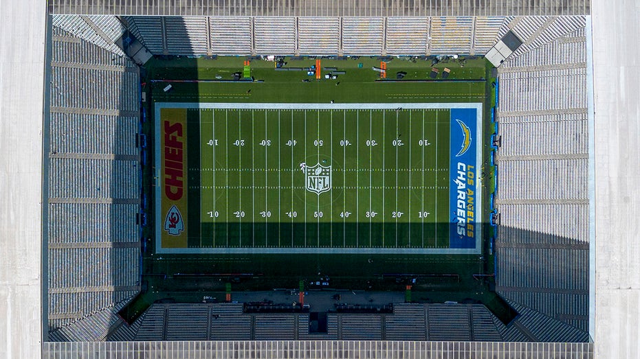 chargers-fans-upset-with-chiefs-logo-appearing-in-end-zone-during-designated-home-game-in-brazil