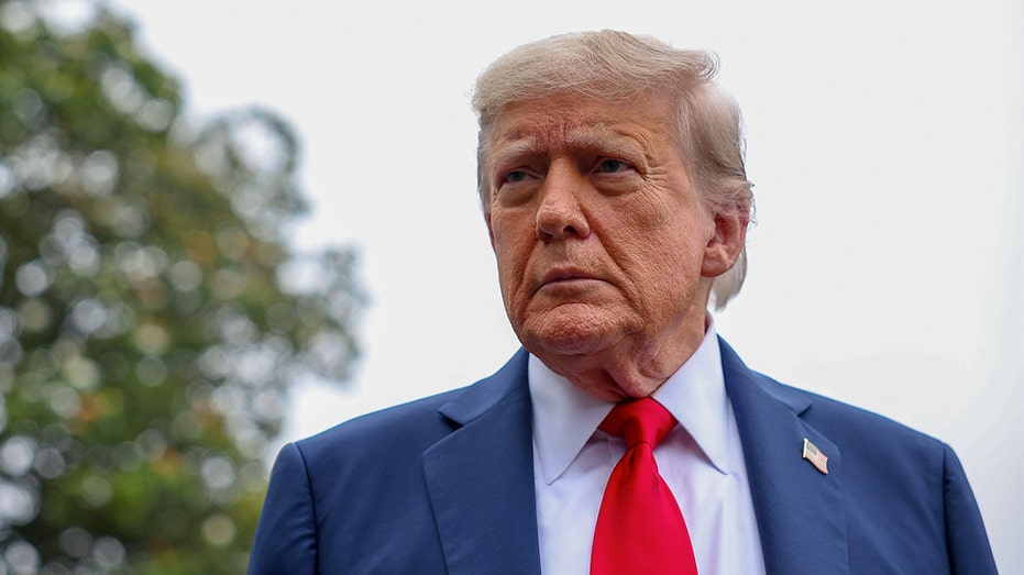 democrats-slam-trump-for-‘war’-threats-targeting-us-cities:-‘not-your-war-zone’