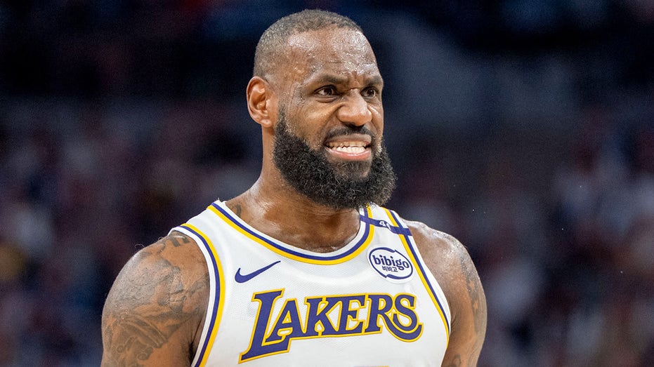 lebron-james-pens-essay-in-chinese-state-newspaper-years-after-controversy