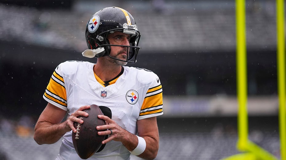 aaron-rodgers-‘happy-to-beat-everybody-associated-with-the-jets’