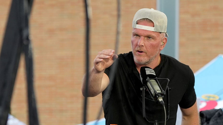 pat-mcafee-delivers-patriotic-message-in-aftermath-of-charlie-kirk-assassination:-‘greatest-country-on-earth’