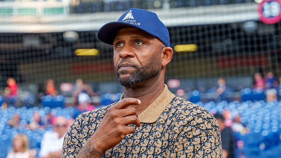 hall-of-famer-cc-sabathia-reacts-to-viral-phillies-fan-taking-home-run-ball-from-kid:-‘that-was-crazy’