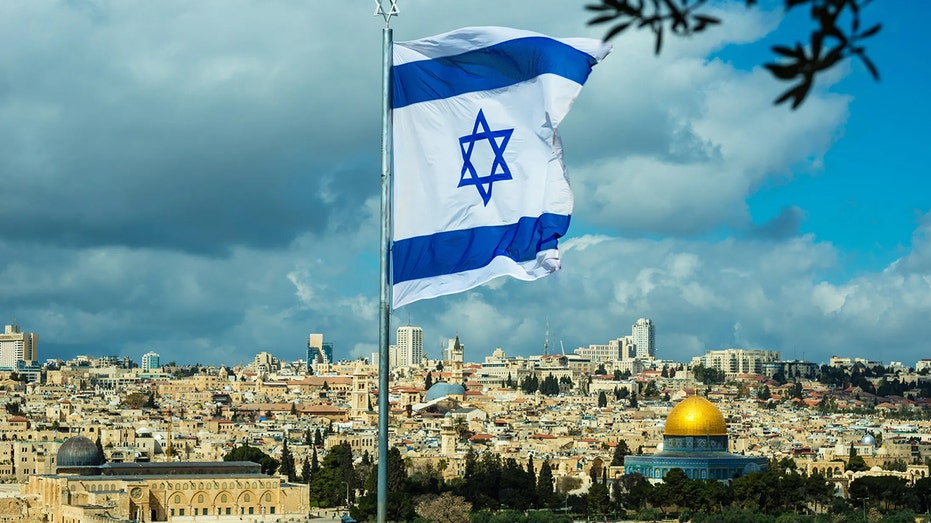 israel’s-gaza-offensive-sparks-fierce-clash-over-ultra-orthodox-military-draft