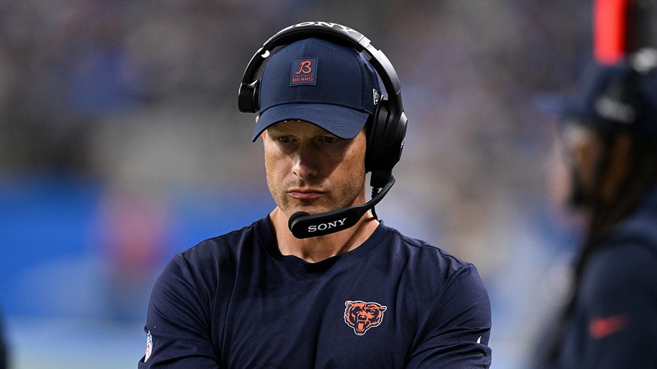 ben-johnson-rips-bears’-practice-efforts-after-sluggish-start,-says-they’re-not-‘championship-caliber’