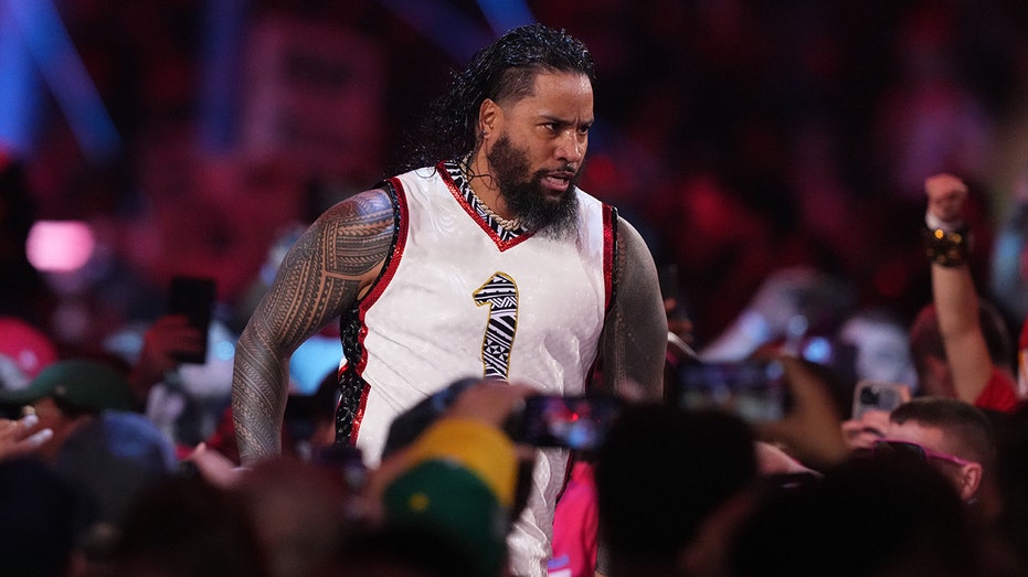 wwe-star-jimmy-uso-has-singles-championship-dreams,-expresses-excitement-for-1st-baby-with-naomi
