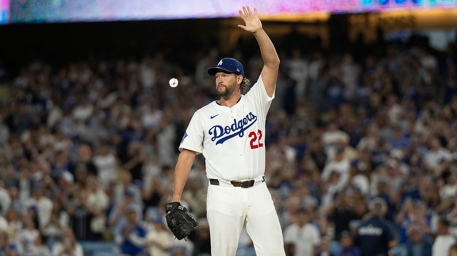 dodgers-clinch-playoff-berth-in-clayton-kershaw’s-final-regular-season-home-game