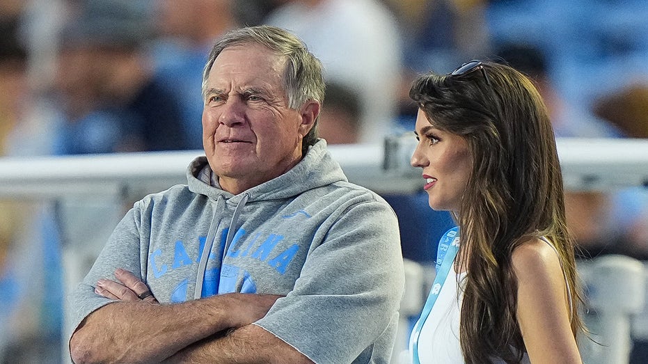 jordon-hudson’s-sideline-talk-fails-to-save-bill-belichick-as-unc-suffers-crushing-defeat-to-ucf