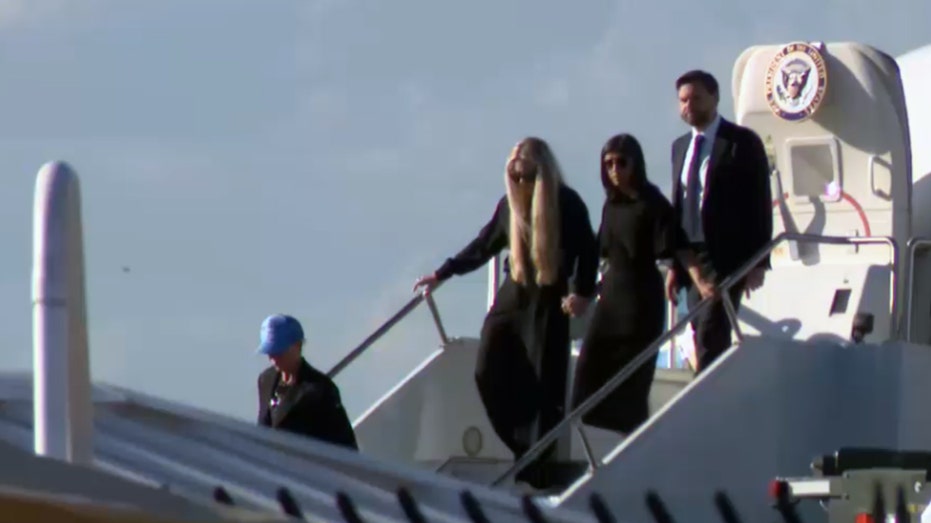 charlie-kirk’s-widow-recalls-usha-vance’s-support-in-aftermath-of-his-death:-‘exactly-what-i-needed-to-hear’