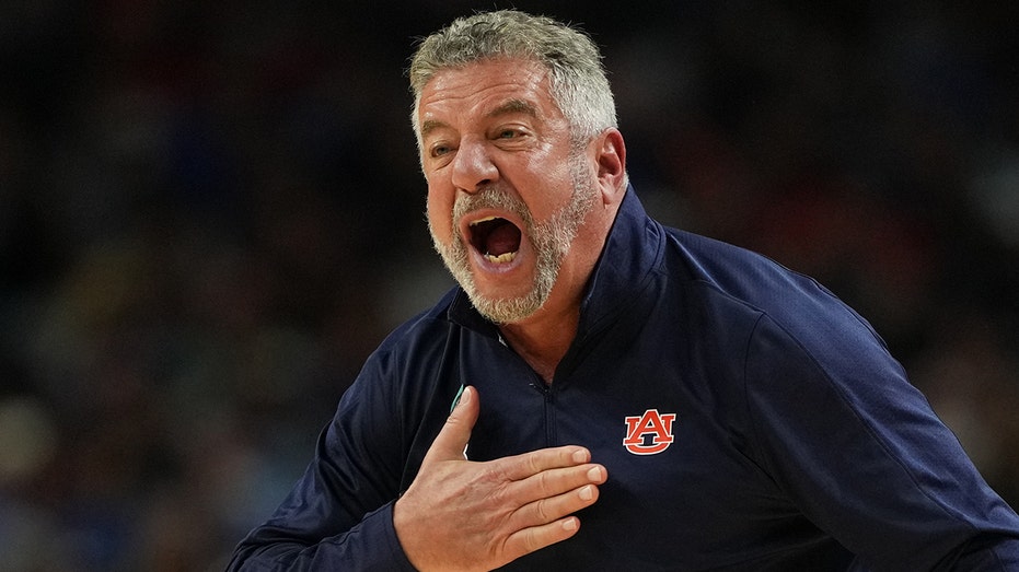 bruce-pearl-set-to-retire-as-auburn’s-men’s-basketball-coach-as-rumors-of-political-interests-swirl:-reports