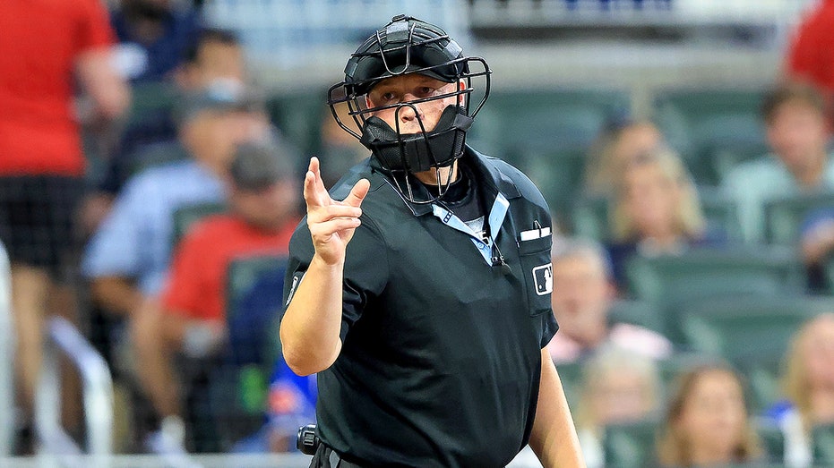 mlb-votes-to-allow-robot-umps-for-challenges-during-2026-season