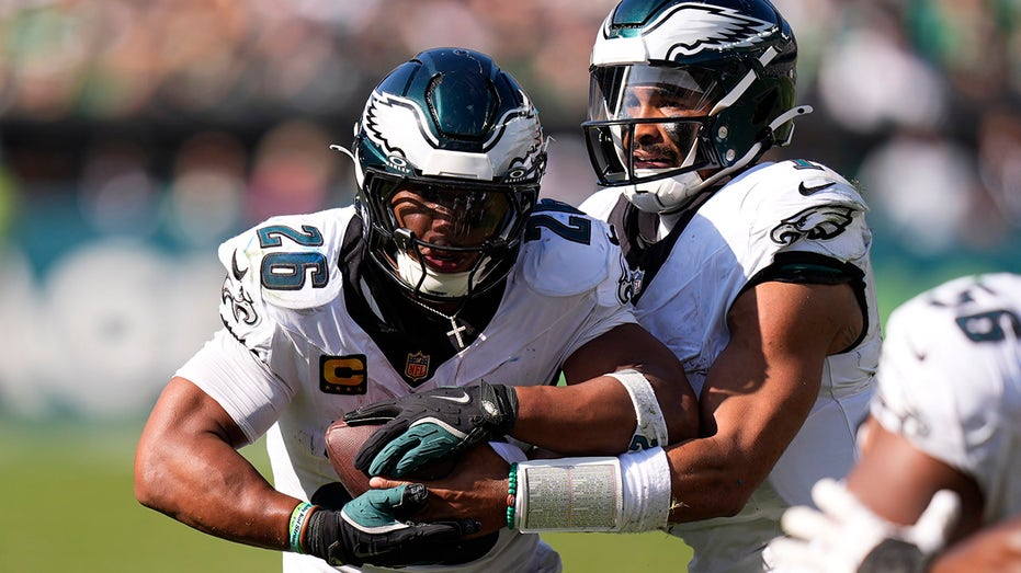 nfl-legend-drew-brees-calls-eagles’-offense-‘boring’-despite-being-3-0