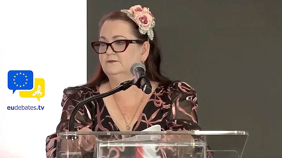 australian-mother-calls-for-social-media-age-restrictions-after-daughter’s-suicide