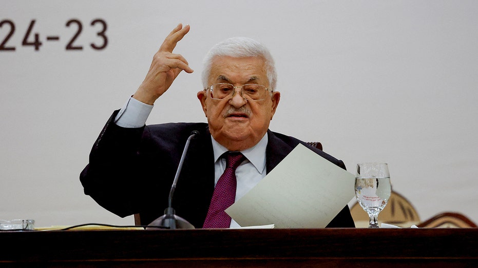 abbas-to-address-un-after-visa-clash-with-us-as-questions-swirl-over-hamas