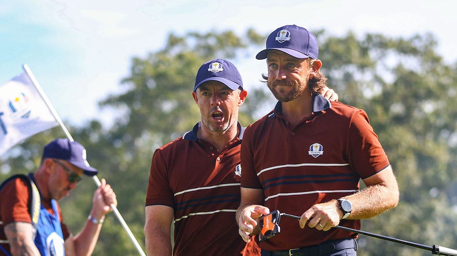tommy-fleetwood-shines-again,-rory-mcilroy-chirps-fans-as-europe-dominates-another-morning-against-usa