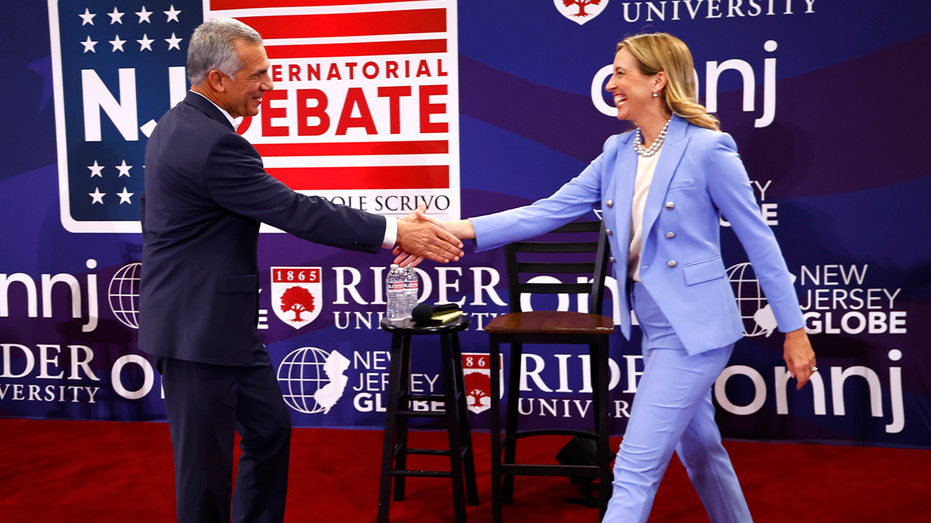 federal-government-shutdown-sparks-blame-game-in-crucial-race-for-governor